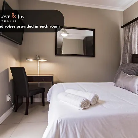 Peace Love And Joy Self Catering Units Port Elizabeth Exterior foto
