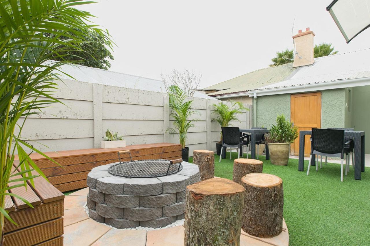 Peace And Joy Self Catering Units 2*